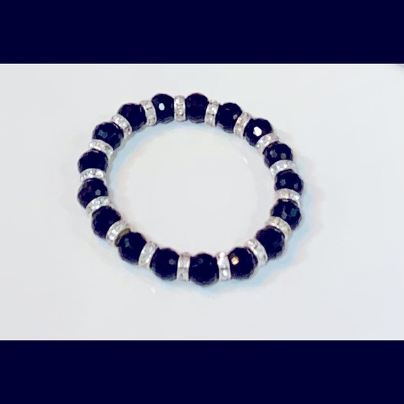 Jewelry - Black and silver tone sparkly bracelet